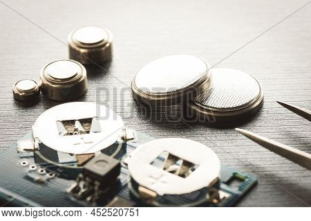 Button Cell Battery