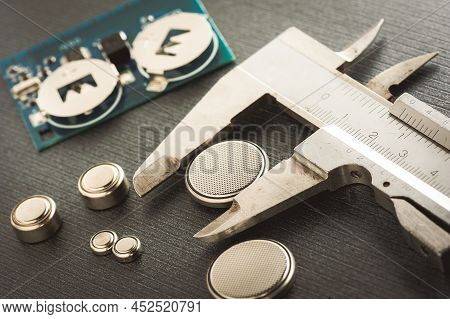 Button Cell Battery