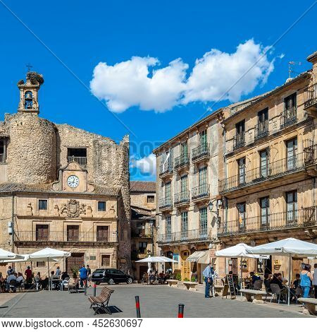 Sepulveda, Spain - September 12, 2021: View Of The Main Square With Bars And Terraces Of The Medieva