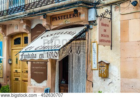 Sepulveda, Spain - September 12, 2021: Old Traditional Pastry Shop And Bakery In The Medieval Town O