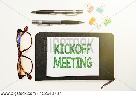 Conceptual Display Kickoff Meeting. Internet Concept Special Discussion On The Legalities Involved I