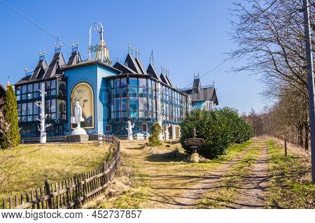 Gifhorn, Germany - March 20, 2022: Palace Of The Bells In The Park In Gifhorn, Germany