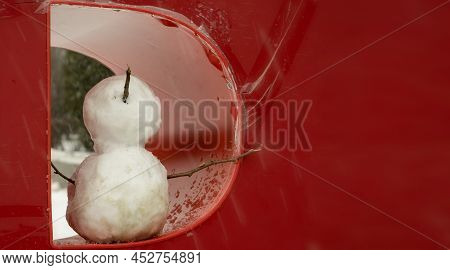 Winter, Snow, Copy Space, Christmas, Festive, Hands, Snowman, Put, Letter D, Adorable, Fun, Daytime,