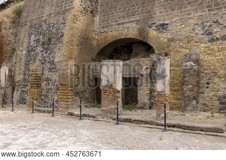 Herculaneum, Campania, Italy - June 29, 2021: Ruins Of An Ancient City Destroyed By The Eruption Of 