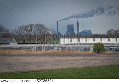 Coal-fired Power Plant Amercentrale In Dutch City Of Geertruidenberg, North Brabant