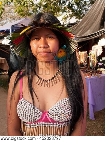 Brasilia, Df, Brazil-april 13, 2022: Indigenous Natives From All Over Brazil, Descend Upon Brasilia,