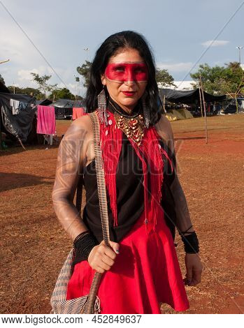 Brasilia, Df, Brazil-april 13, 2022: Indigenous Natives From All Over Brazil, Descend Upon Brasilia,