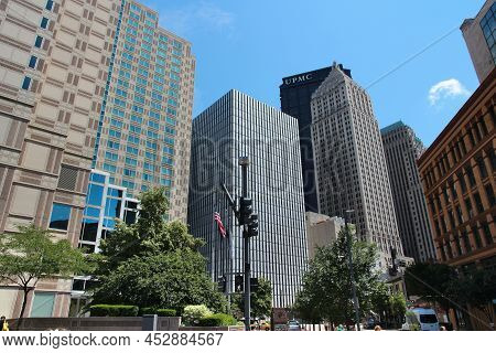 Pittsburgh, Usa - June 29, 2013: Skyline Of Downtown Pittsburgh City. It Is The 2nd Largest City Of 
