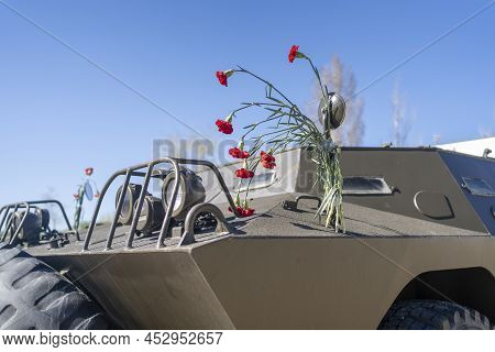 25 Of April, Celebration Of 50 Years, Portugal Freedom Day.. Revolution Of The Carnations 1974 Army 