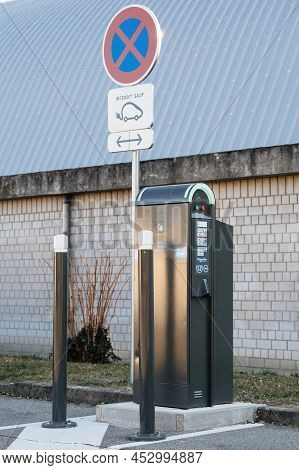 Strasbourg, France - Mar 8, 2022: Street Sign For Electric Cars Only Near New Electric Vehicle Ev Ch