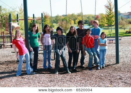 A tizenévesek a Swingset csoport