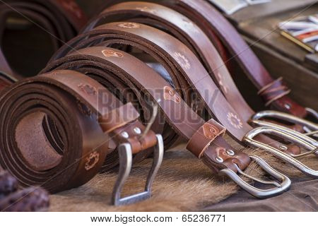Store handmade  leather belts, spanish medieval fair