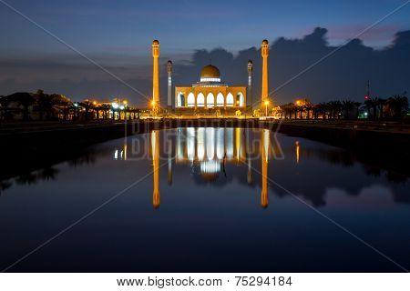 Central mosque with reflection at dusk, Songkhla, Thailand
