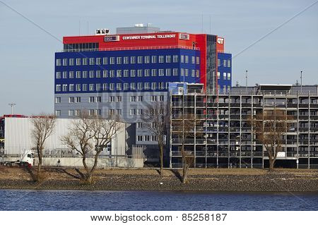 Hamburg - Container Terminal Tollerort
