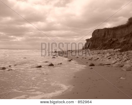 Beach cliff skyline