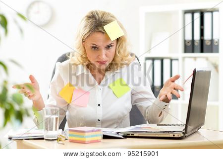 Funny Overworked Businesswoman Working In Office And Looking At Stickers Reminder Notes