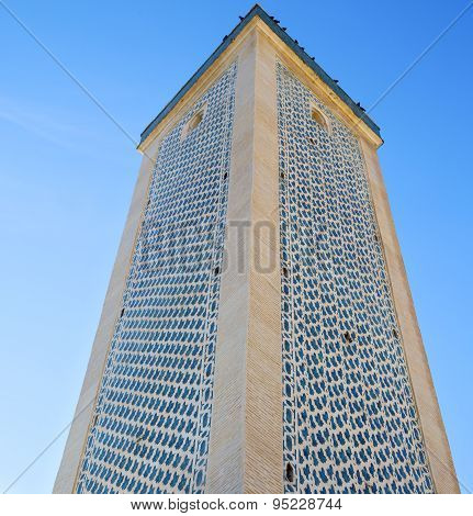 The History In Maroc Africa  Minaret Religion And  Blue    Sky