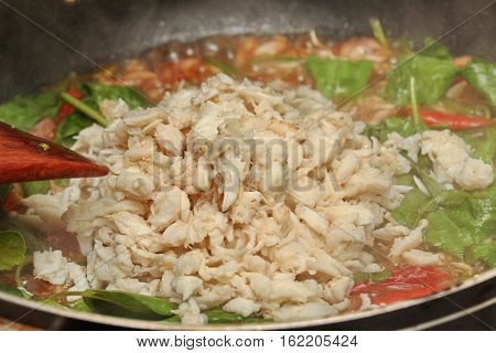 Cooking  Stir - Fried Crad With Chili And Basil Leaf.