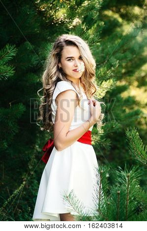 Summer Photo Smiling Girl In A White Dress