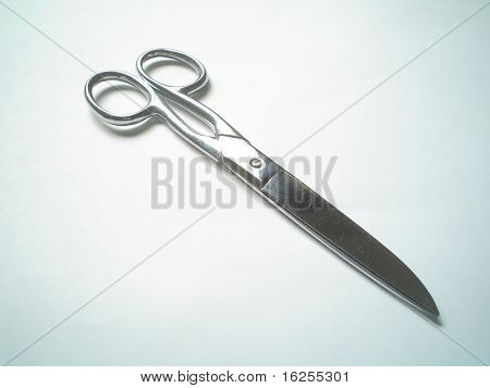닫힌된가 위