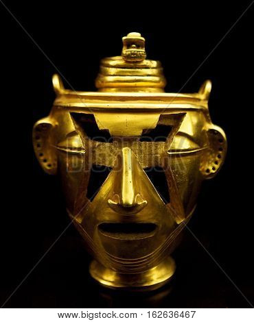 Statuette Of A Quimbaya Cacique