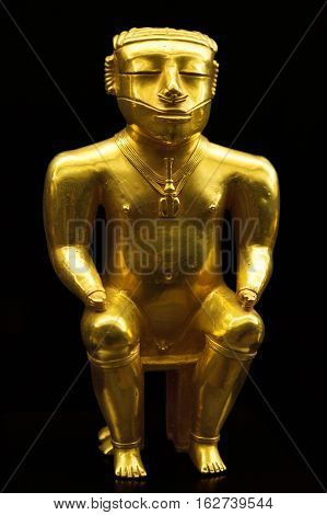 Statuette Of A Quimbaya Cacique