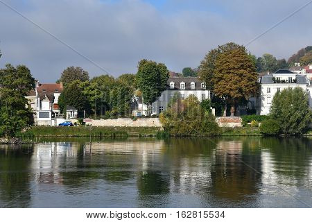 Meulan France - october 22 2016 : the Seine riverside