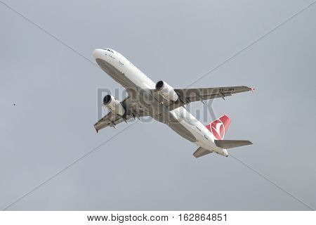 Airplane Takes Off