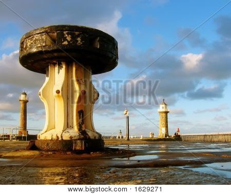 Argano sul molo di Whitby