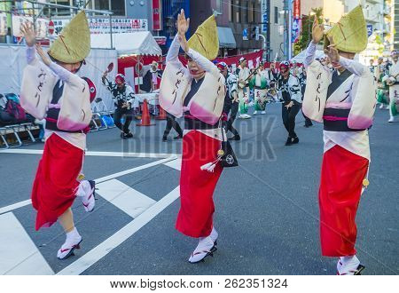 Tokyo - Aug 26 : Participants In The Awa Odori Festival In Tokyo, Japan On August 26 2018. Awa Odori