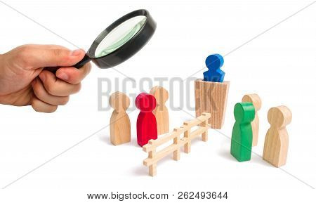 Magnifying Glass Is Looking At The Wooden Fence Divides The Two Groups Discussing The Case. Terminat