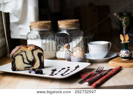Marble Cake With Coffee