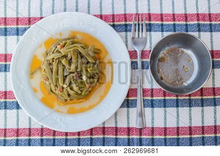 Turkish Traditional Green Beans / Zeytinyagli Fasulye