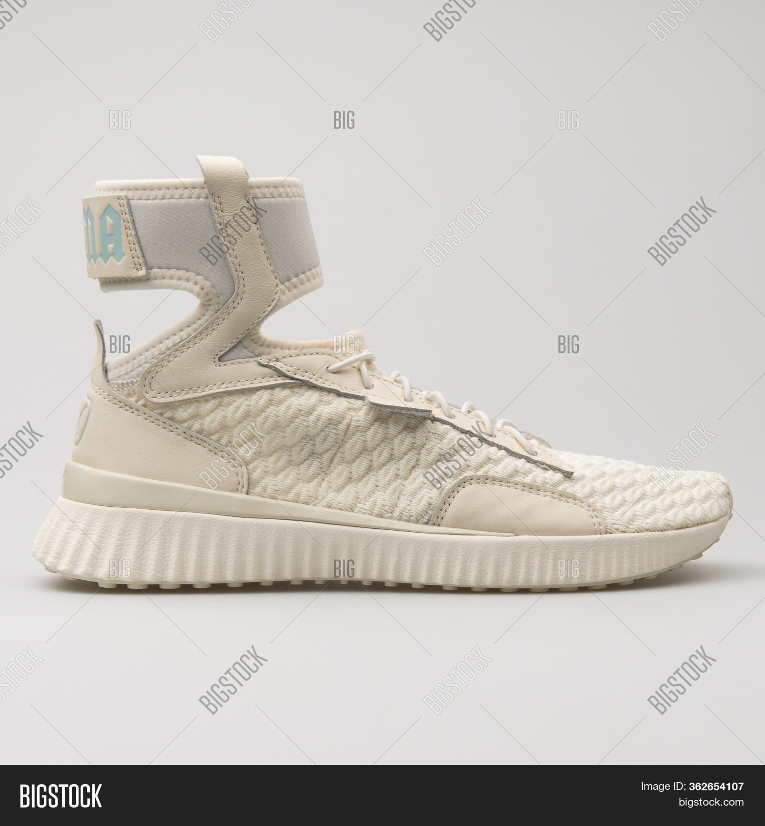 puma fenty trainer mid geo