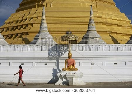 Mae Sot, Thailand - November 20, 2013: Buddha Statue  In Front Of The Wat Chumphon Khiri Buddhist St