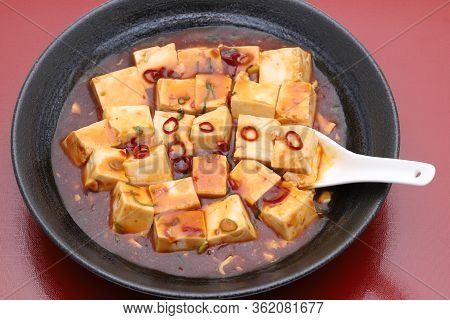 Close Up Of Chinese Cuisine Mapo Doufu With Renge On Tray