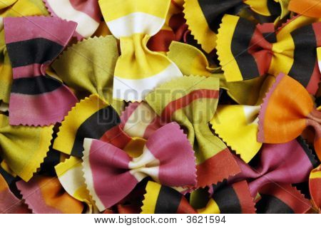 bunte Nudeln