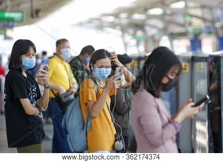 Rail Department Strictly Requires All Rail Passengers To Wear Face Masks And Leave Sufficient Space