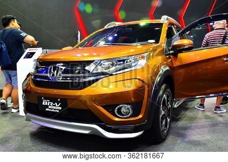 Pasay, Ph - Apr 1- Honda Br-v At Manila International Auto Show On April 1, 2017 In Pasay, Philippin
