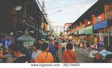 Lampang,thailand - November 24, 2019 Kad Kong Ta Walking Street, Landmark Famous Evening Night Marke