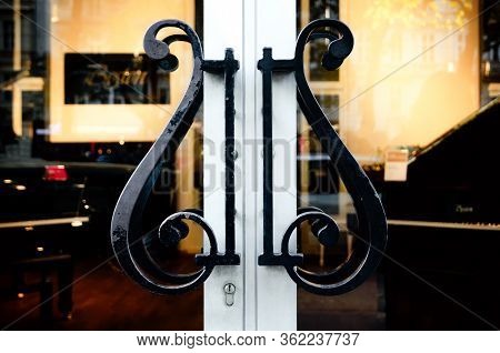 Vienna, Austria - May 17, 2017: Entrance Of The Steinway Haus, Official Showroom Of Handcrafted Stei