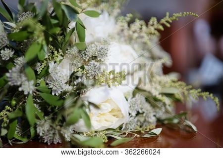 Beatyful Bunch Of Wedding Flower For A Rustic Girl
