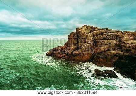 Cliff In Gouffre Gulf