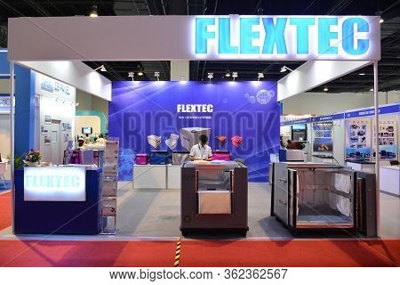 Pasay, Ph - July 26 - Flextec Food Storage Booth At Philauto Show On July 26, 2019 In Pasay, Philipp