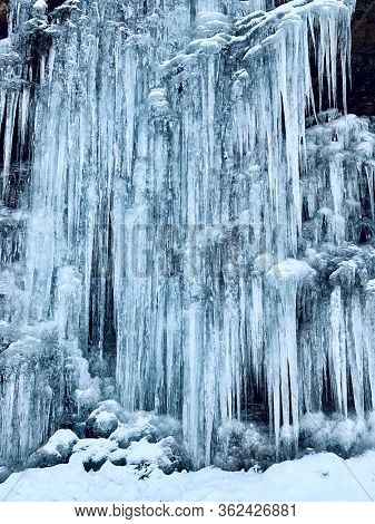 Cliff full of an icicles