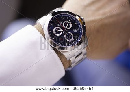 Saint-imier, Switzerland 31.03.2020 - Closeup Fashion Image Of Longines Watch On Wrist Of Man Longin