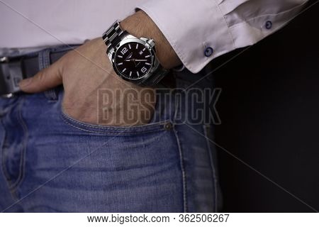 Saint-imier, Switzerland 31.03.2020 - Closeup Fashion Image Of Longines Watch On Wrist Of Man: Mans 