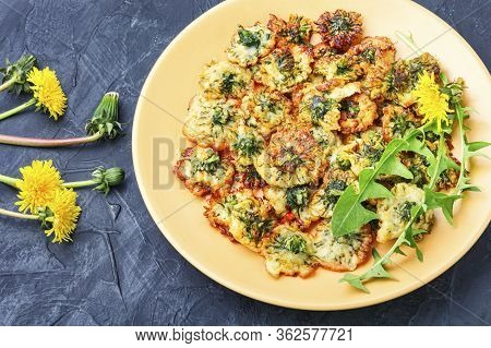 Fried Dandelion Flowers