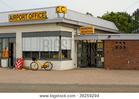 Flygplats office