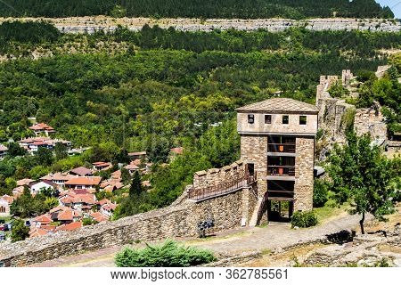 Beautiful View Of Veliko Tarnovo Town And The Tsarevets Fortress, Bulgaria.